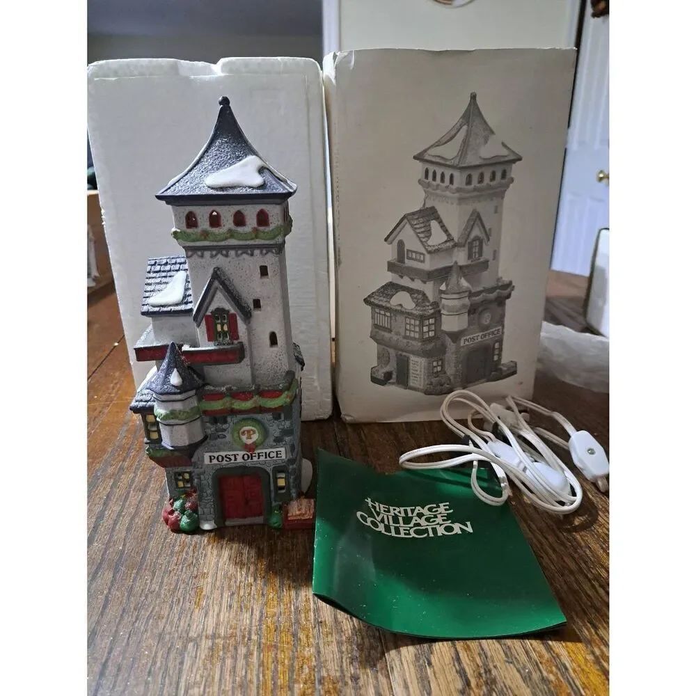 Vintage 1992 Dept 56 Heritage Village North Pole Series Post Office Christmas